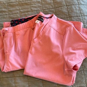 Koi Scrub Set